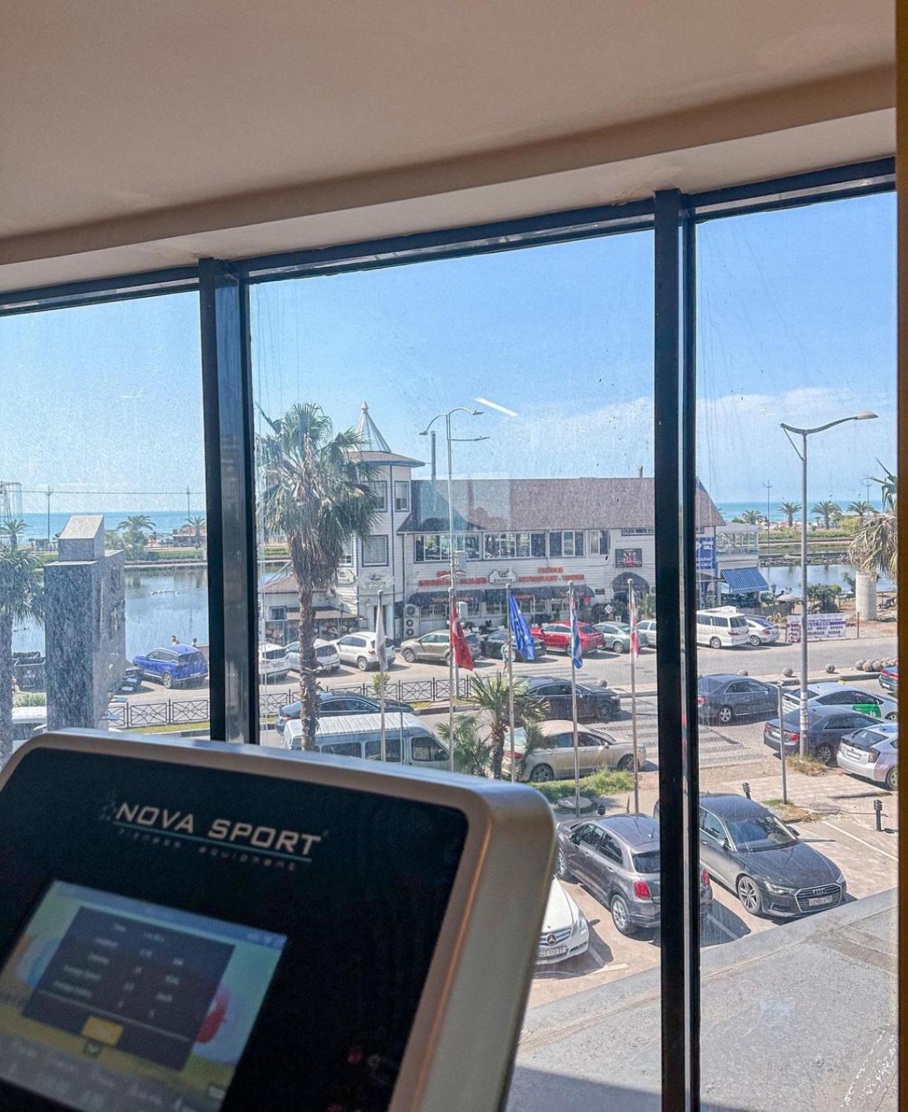 Orbi City Aparthotel Batumi Kültér fotó