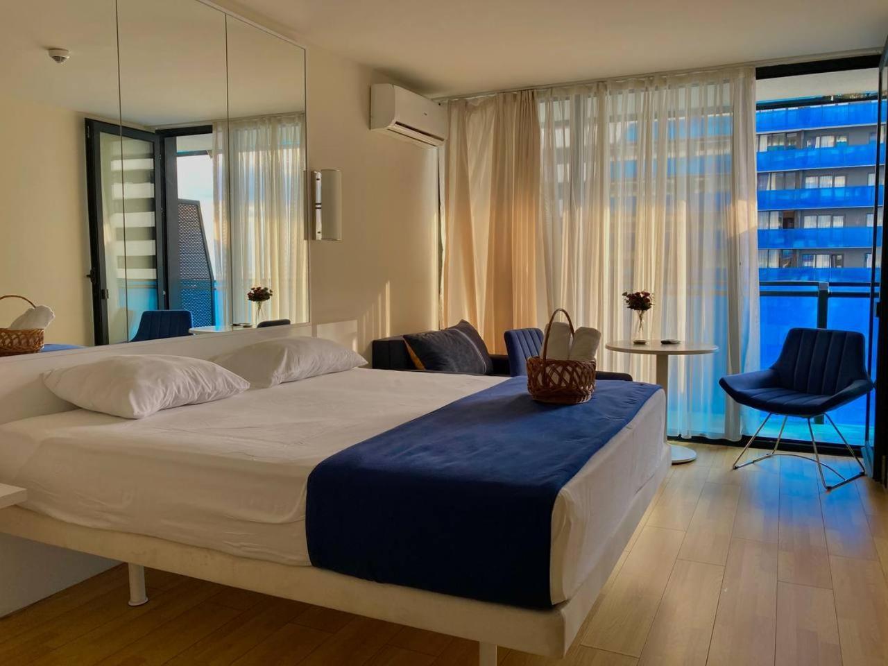 Orbi City Aparthotel Batumi Kültér fotó