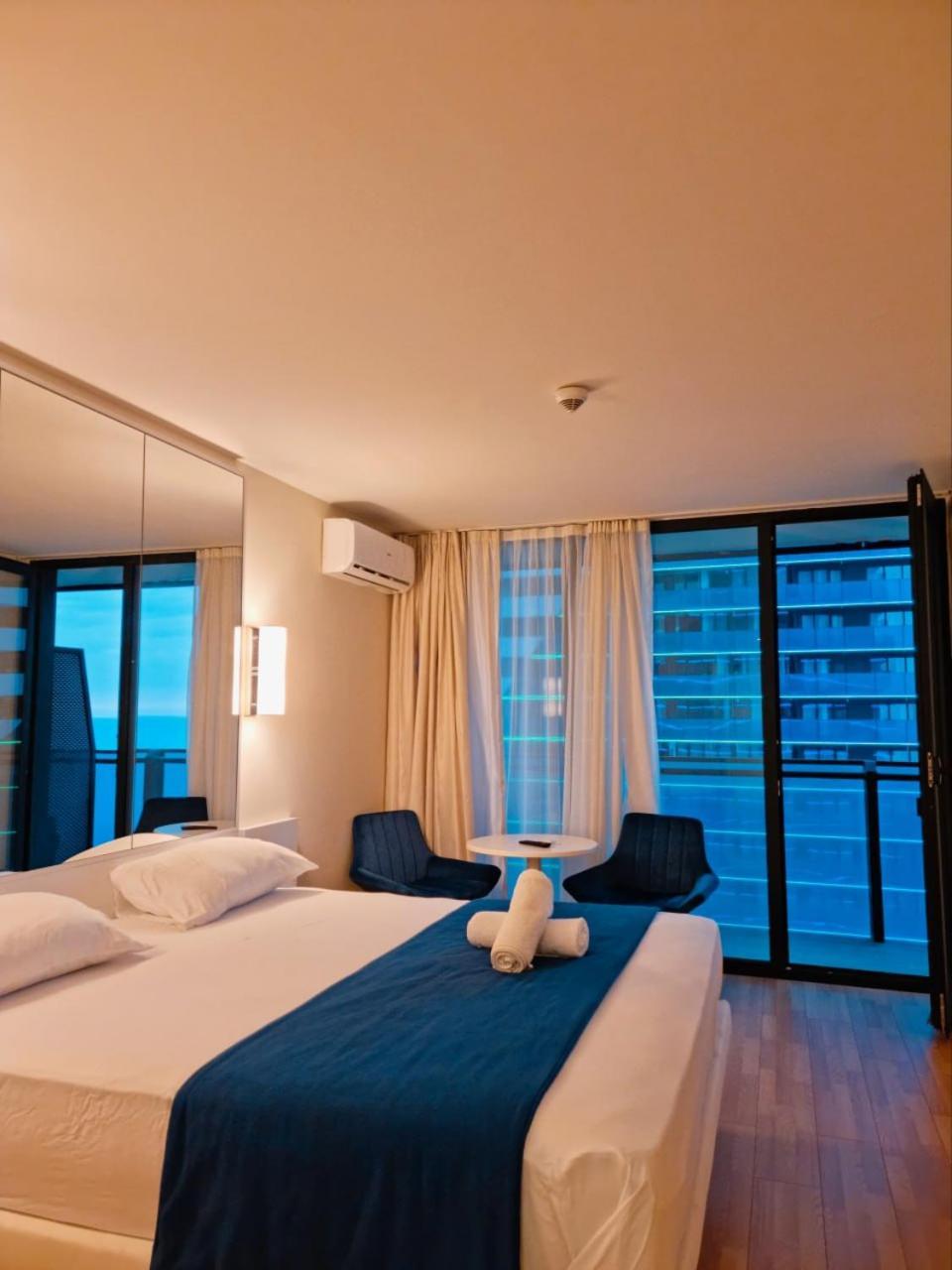 Orbi City Aparthotel Batumi Kültér fotó